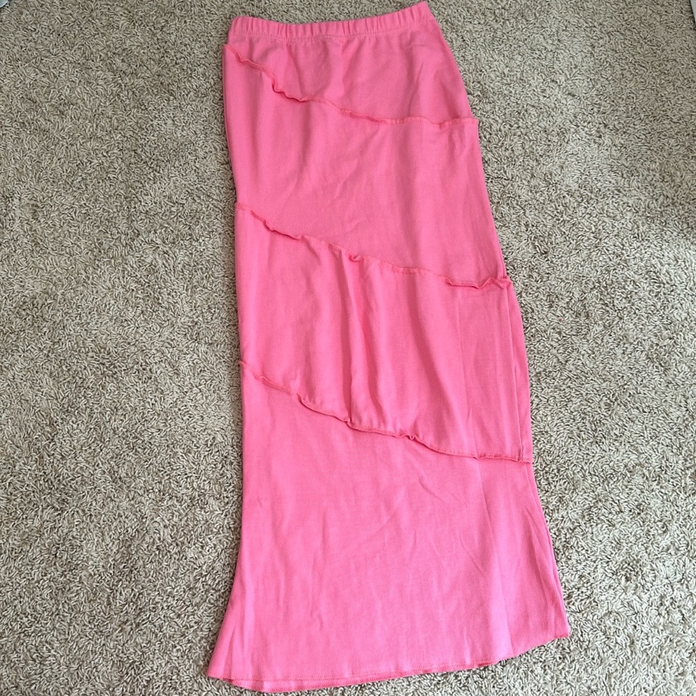 Ruffled Pink Pencil Maxi Skirt for Casual Resort Wear